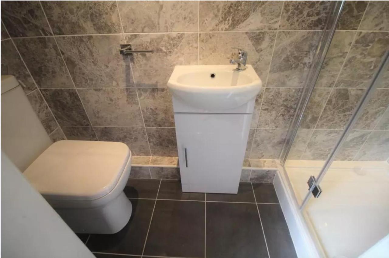 Comfy Rooms In Coventry, Sk Εξωτερικό φωτογραφία
